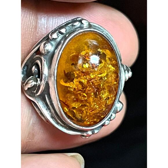 Vintage STERLING SILVER Baltic AMBER Ring 8 - Picture 1 of 3